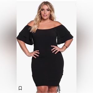 Off Shoulder Ruffles Short Sleeves Bodycon Plus Size Party Dress